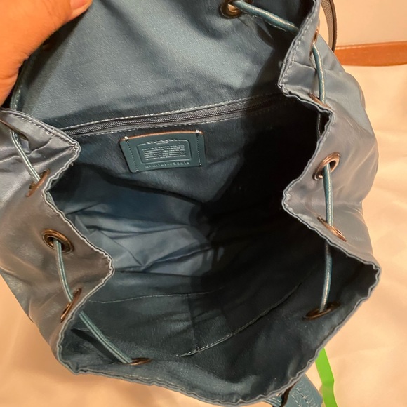 Coach bakcpack - Picture 3 of 4